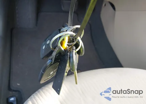 2013 Hyundai Accent Gls z USA, uszkodzony, nr VIN KMHCU4AE4DU276789